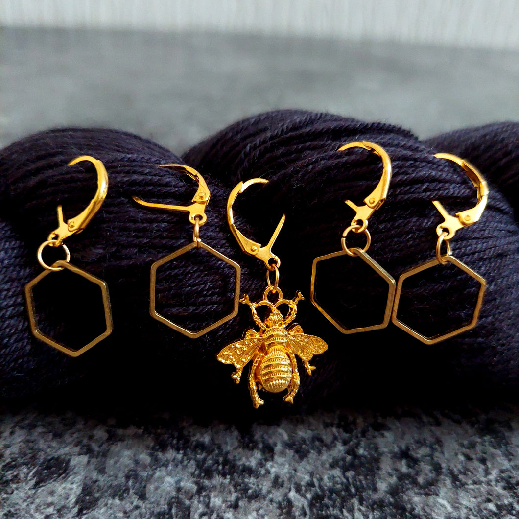 Geometric stitch marker sets